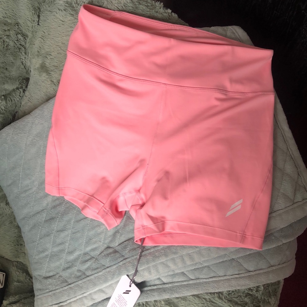DOYOUEVEN pink shorts
